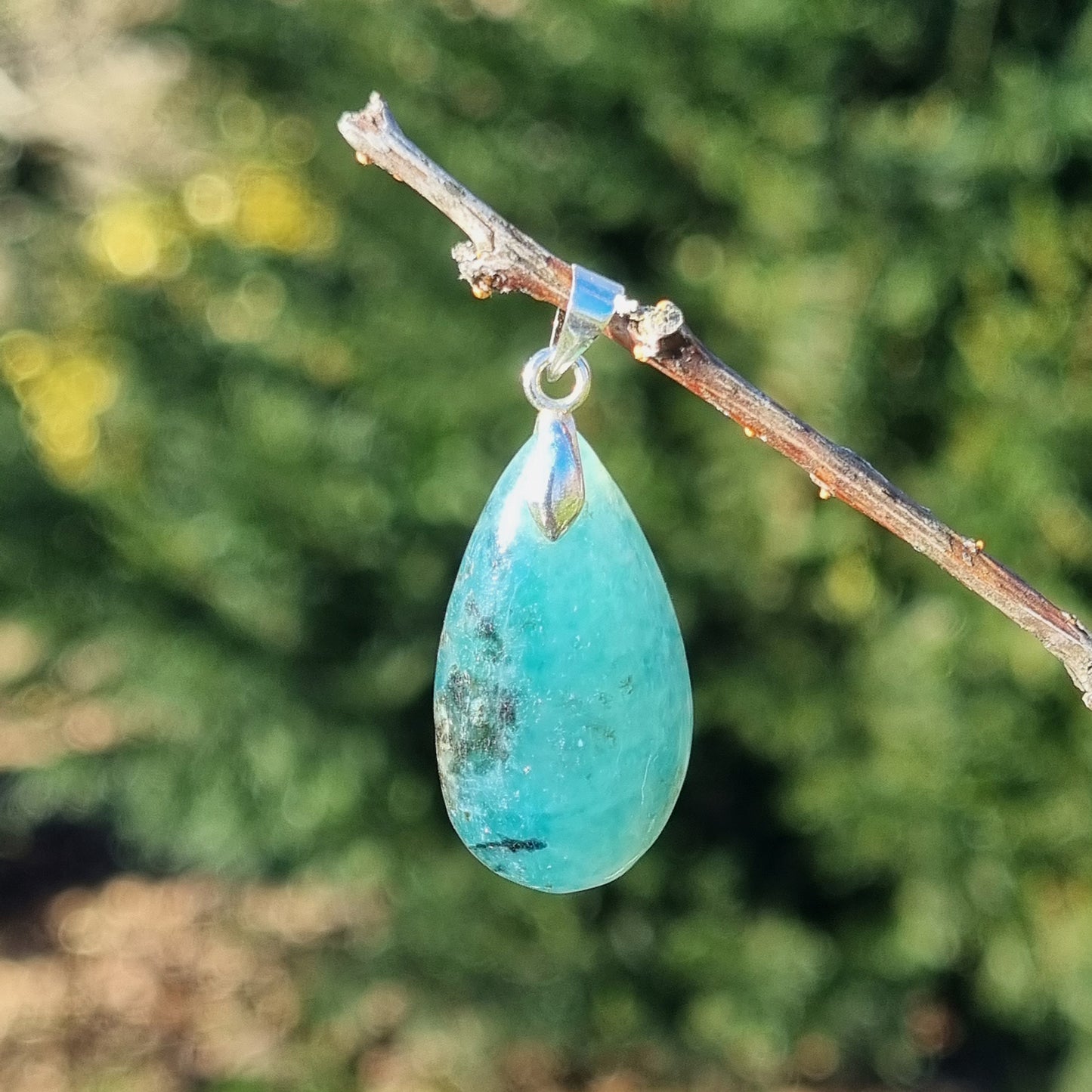 Grandidierite en pendentif
