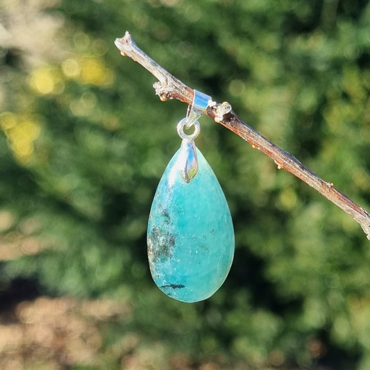 Grandidierite en pendentif